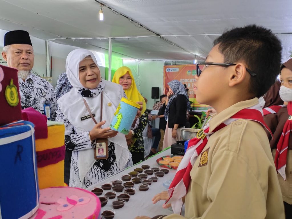 Momen Hari Guru, SD NU Master Gelar Expo P5